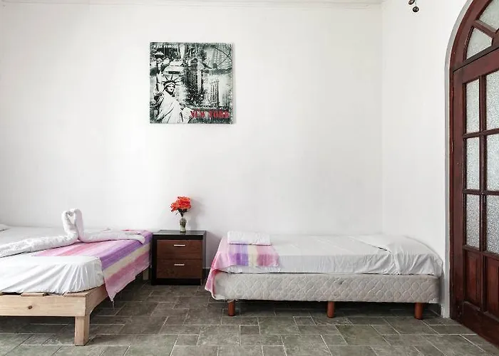 Pensión Holiday Coral Playa del Carmen